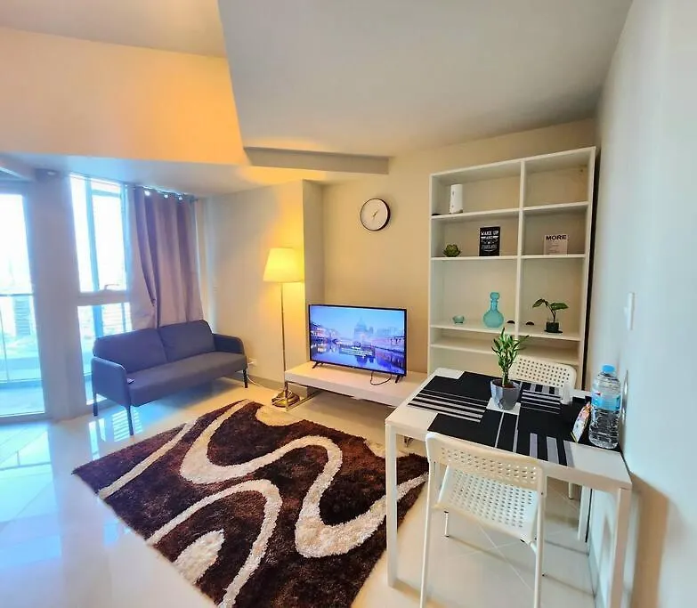 Bgc Cosy Spacious 1Br Uptown Parksuites With Balcony City View Manila