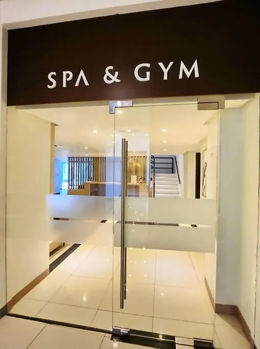 Bgc Cosy Spacious 1Br Uptown Parksuites With Balcony City View Manila 0*,
