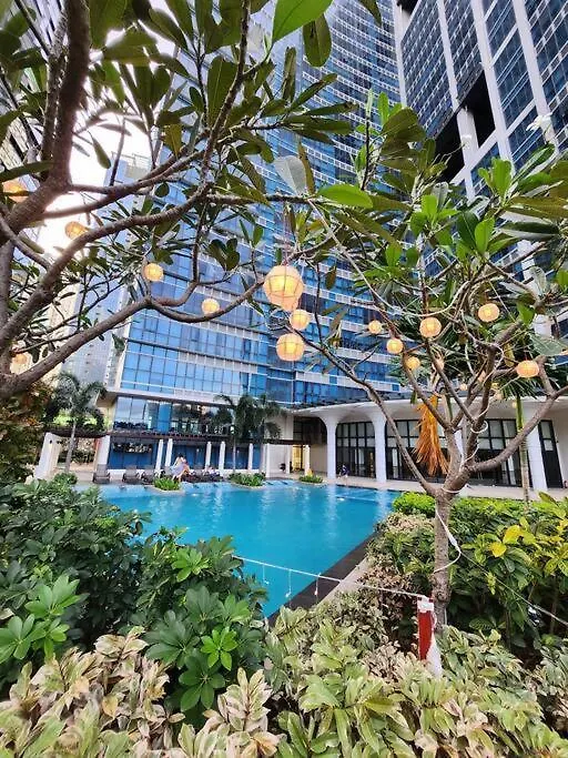 Bgc Cosy Spacious 1Br Uptown Parksuites With Balcony City View Manila Apartment